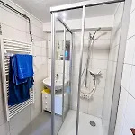 - Cozy 2-room With Epic Views Apartman *
